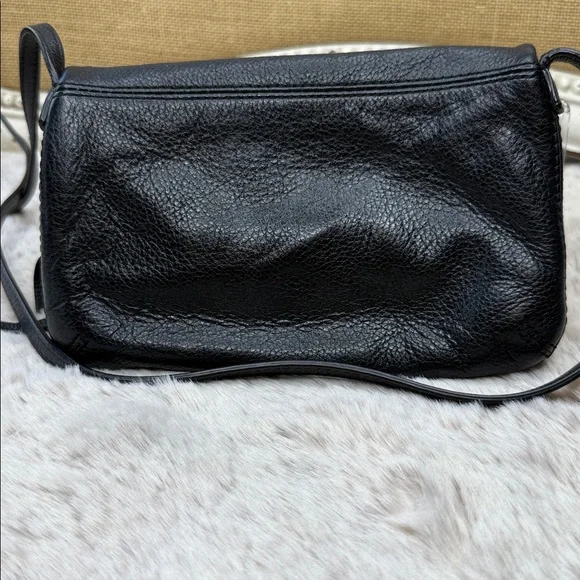 Kate Spade New York Mansfield Mariana
Crossbody Bag (Black) - Picture 3 of 11